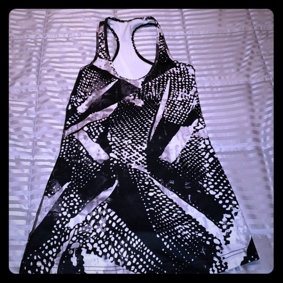 lululemon athletica Tops - Lululemon racerback size 4